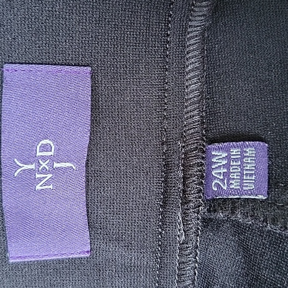 NYDJ Pull-On Straight Ponte Pants NWOT Sz. 24 - Picture 7 of 8